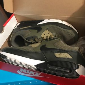 Men’s Nike air max sz 10.5